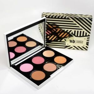 NEW Urban decay × gwen stefani blush palette
